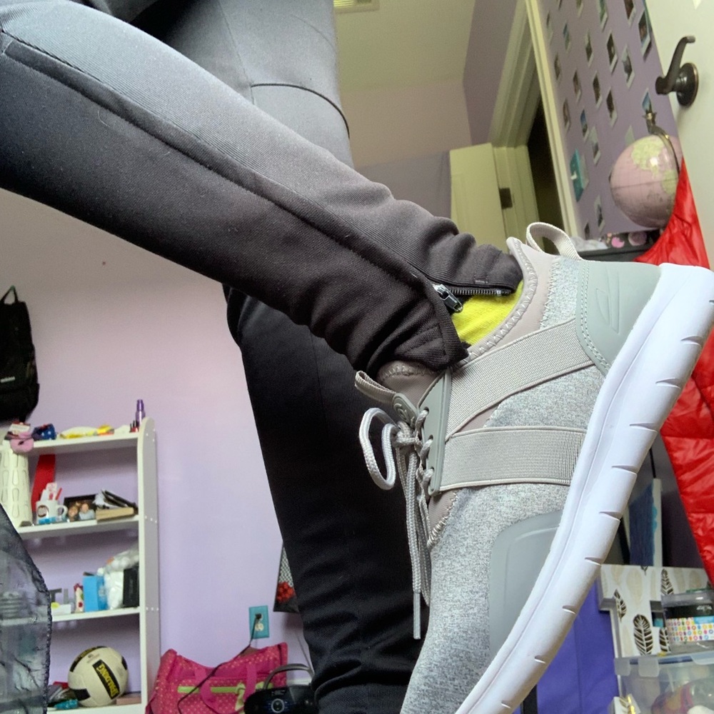 super cute grey tennis shoes
